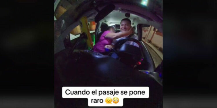 Taxista en Cancún es acosado por pasajera que intenta pagarle… ¡con besos!