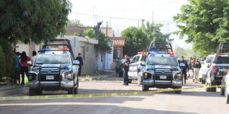 VIDEO: Balacera desata el terror en prepa de Cajeme, Sonora