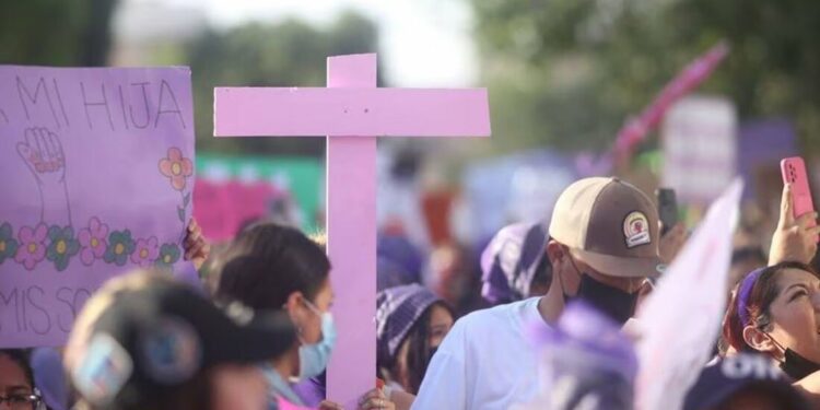 Familiares, amigos o conocidos que encubran a feminicidas serán castigados en SLP