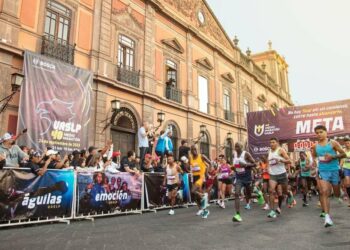 Más de 12 mil corredores participaron en el 40 Medio Maratón de la UASLP