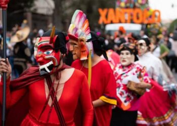 Huehues alistan ensayos para Xantolo 2023