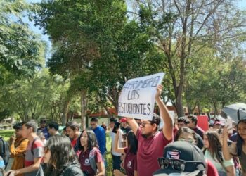 Estudiantes del Instituto Tecnológico de SLP exigen respeto e instalaciones dignas