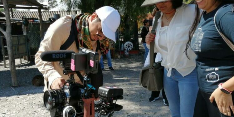 Concluyó taller de cine documental en el Centro de las Artes