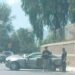 Carro se estampa contra muro en río Santiago