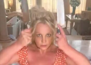 Policía acude a la casa de Britney Spears ante llamadas de emergencia tras peligroso baile con cuchillos