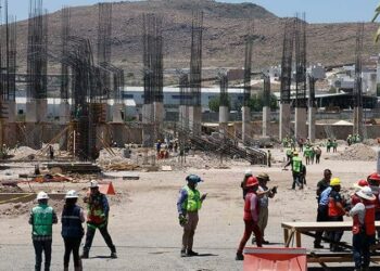 Retrasan conclusión de la Arena Potosí