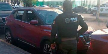Se le olvidó donde dejó su camioneta y la reportó como robada