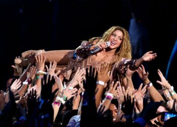 VIDEO: El espectacular show de Shakira en los MTV Video Music Awards