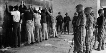 AMLO recuerda matanza de Tlatelolco en 1968 y justifica el actuar del Ejército: “Recibió órdenes de Díaz Ordaz”