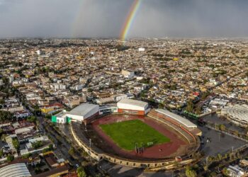 Miércoles parcialmente nublado con tormentas dispersas