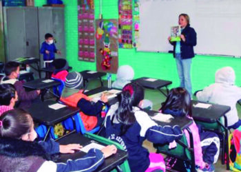 VIDEO: Aún hay escuelas sin libros de texto gratuitos, reconoce SEGE
