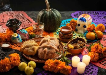 ¿El 1 y 2 de noviembre son festivos por Día de Muertos 2023?