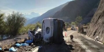 Al menos 18 migrantes mueren en un accidente de autobús al sureste de México