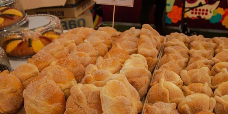 ¡Prepara el chocolate! Plaza Tangamanga tendrá exposición de pan de muerto