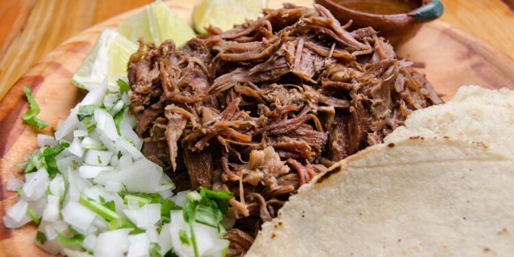 Barbacoa de hoyo, la delicia tradicional de Mexquitic de Carmona, SLP