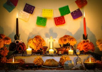 ¿Cuándo se pone la ofrenda por el Día de Muertos?
