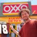 VIDEO: Luisito Comunica muestra el primer Oxxo de la historia: ¿dónde está ubicado?