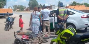 Motociclista resulta lesionado en fuerte accidente vehicular