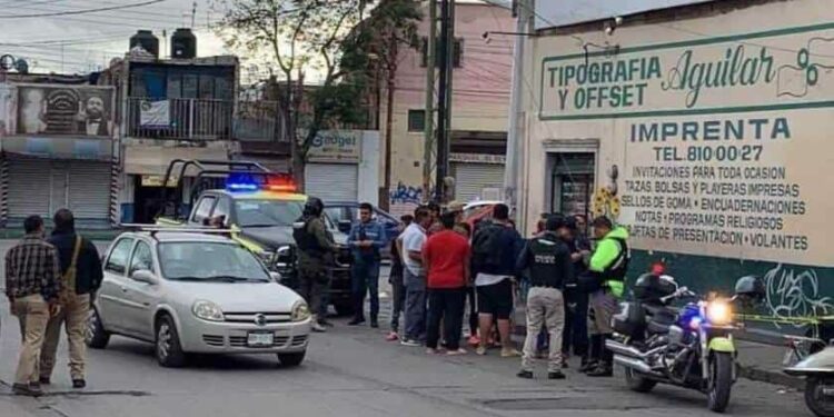 Balean a una mujer cerca del Mercado República