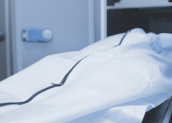 Electricista abusó a un centenar de cadáveres de mujeres y niñas en un hospital británico