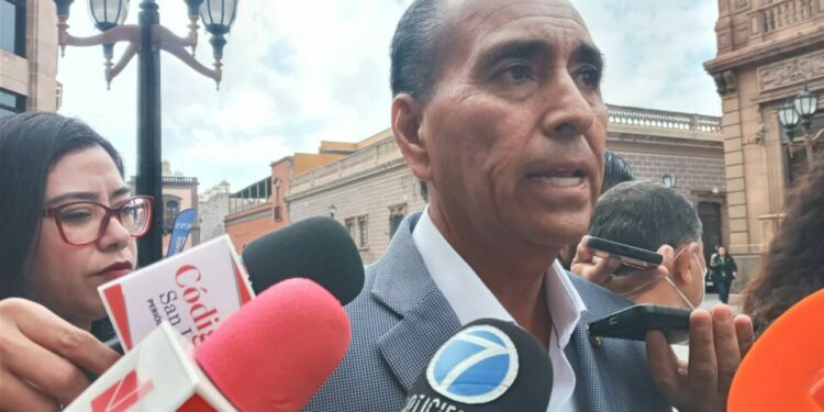 SEGE podría suspender clases por frío extremo