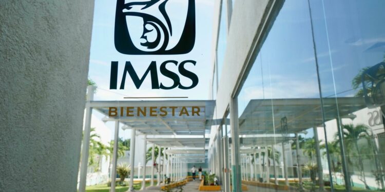 ¿Cómo inscribirse en IMSS-Bienestar? Dará servicio gratuito a personas sin seguro