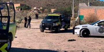 Asesinan a hombre y hieren a otro, en la colonia El Aguaje