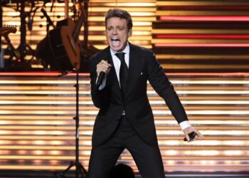 ‘El Sol’ se va de León: cancelan concierto de Luis Miguel por irregularidades