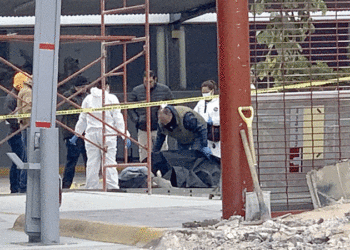 Muere albañil al caer de un andamio