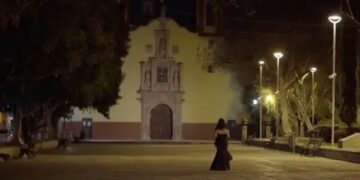 Descubre la escalofriante historia de la Dama Enlutada