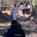 Vigilantes atropellan a 2 asaltantes, uno muere, el otro grave