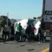 Camioneta donde viajaban aficionadas a la charrería se volcó en la Carretera a Guadalajara