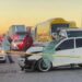 Muere pasajero de auto en choque con un tráiler sobre la ’57