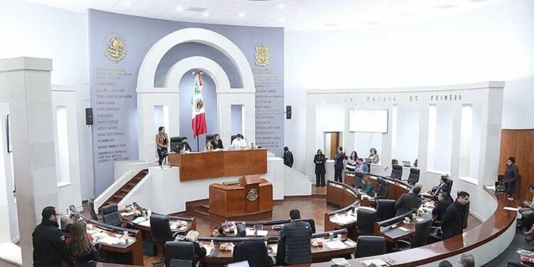 ¿Cuánto reciben de aguinaldo 2023 los diputados de SLP?