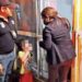 VIDEO| Rescatan a niños abandonados que intentaban revivir a su gato en Veracruz