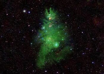Descubre el árbol de Navidad espacial, según la NASA