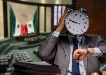 Diputados frenan reforma para reducir jornada laboral; se trabajará hasta 2024