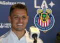 ¡Es oficial! Chicharito regresa a Chivas