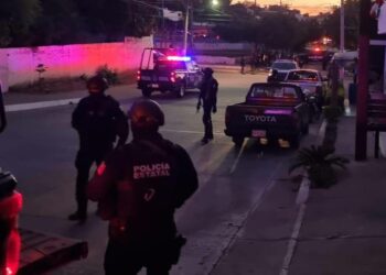 Rescatan a 18 migrantes secuestrados en motel de Sonora