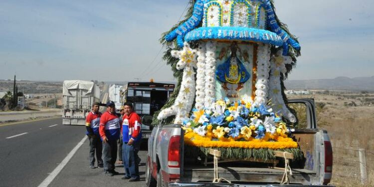 “Cuando se lleva una manda, el camino se vuelve más pesado”; relato del peregrinaje potosino a San Juan de los Lagos