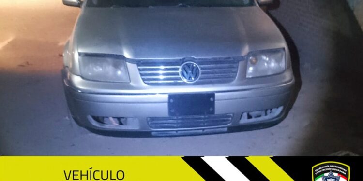 En Villa de Pozos, agentes de la SSPC recuperan vehículo robado con violencia