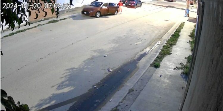 VIDEO: Asalto a mano armada en la colonia Rivas Guillen