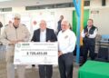 SEER entrega donativo de 729 mil pesos a Bomberos