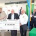 SEER entrega donativo de 729 mil pesos a Bomberos