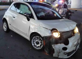 Choque en fraccionamiento Tangamanga deja sólo daños