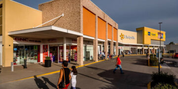 ¿Qué centros comerciales ya no cobran estacionamiento en San Luis Potosí?
