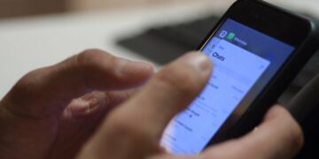 Nueva York declara a las redes sociales “amenaza para la salud mental” para los menores