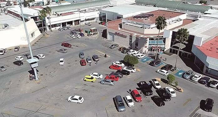 Jueza frena gratuidad de estacionamientos