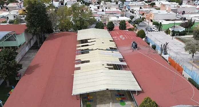 Pide SEGE tirar techo de jardín  de niños