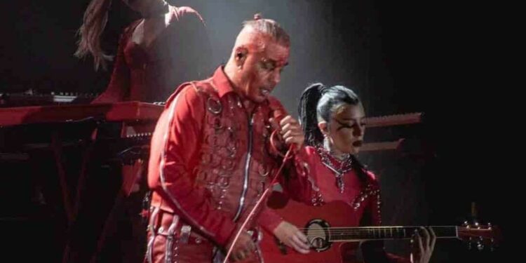 VIDEO: Till Lindemann hace estallar el CEART